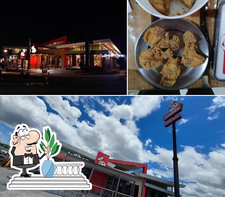 Jollibee Riverbanks North Triangle restaurant, Marikina Restaurant