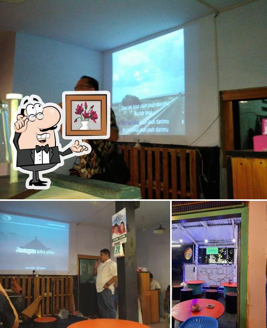 TONG'S CAFE, Surabaya Restaurant reviews