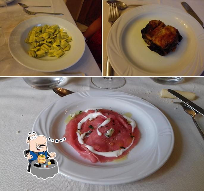 Platti al Ristorante Locanda Alpina