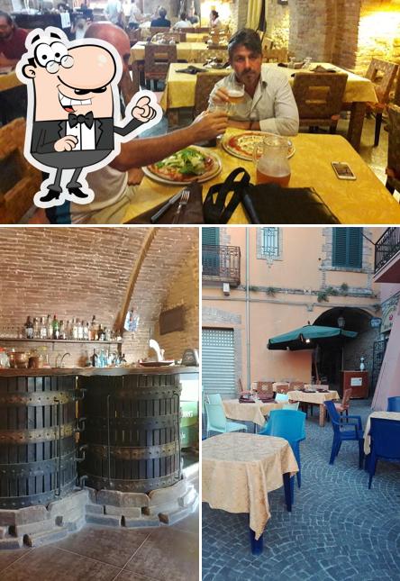 Siediti a un tavolo di Ristorante Pizzeria Vico Segreto Di Reale Oreste Renato