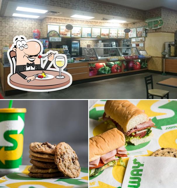 Observa las fotos que muestran comida y interior en Subway