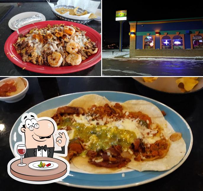 El Lorito Mexican Grill in Hopkins - Restaurant menu and reviews