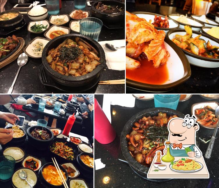 Блюда в "Kaju Korean Cuisine — Allston"