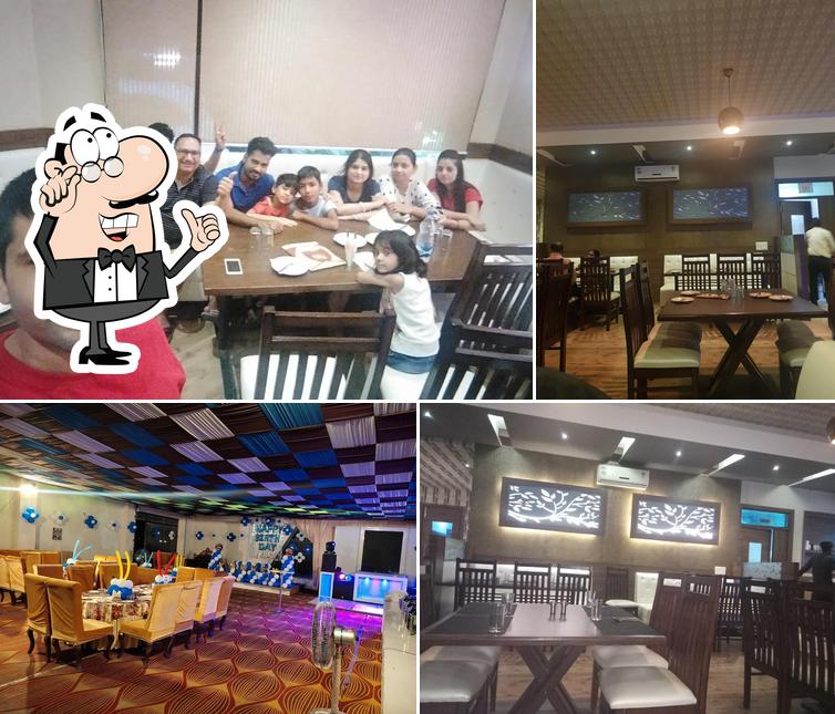 Highway halt restaurent and banquet hall - Best Banquet Hall, Kitty Hall, Restaurant
