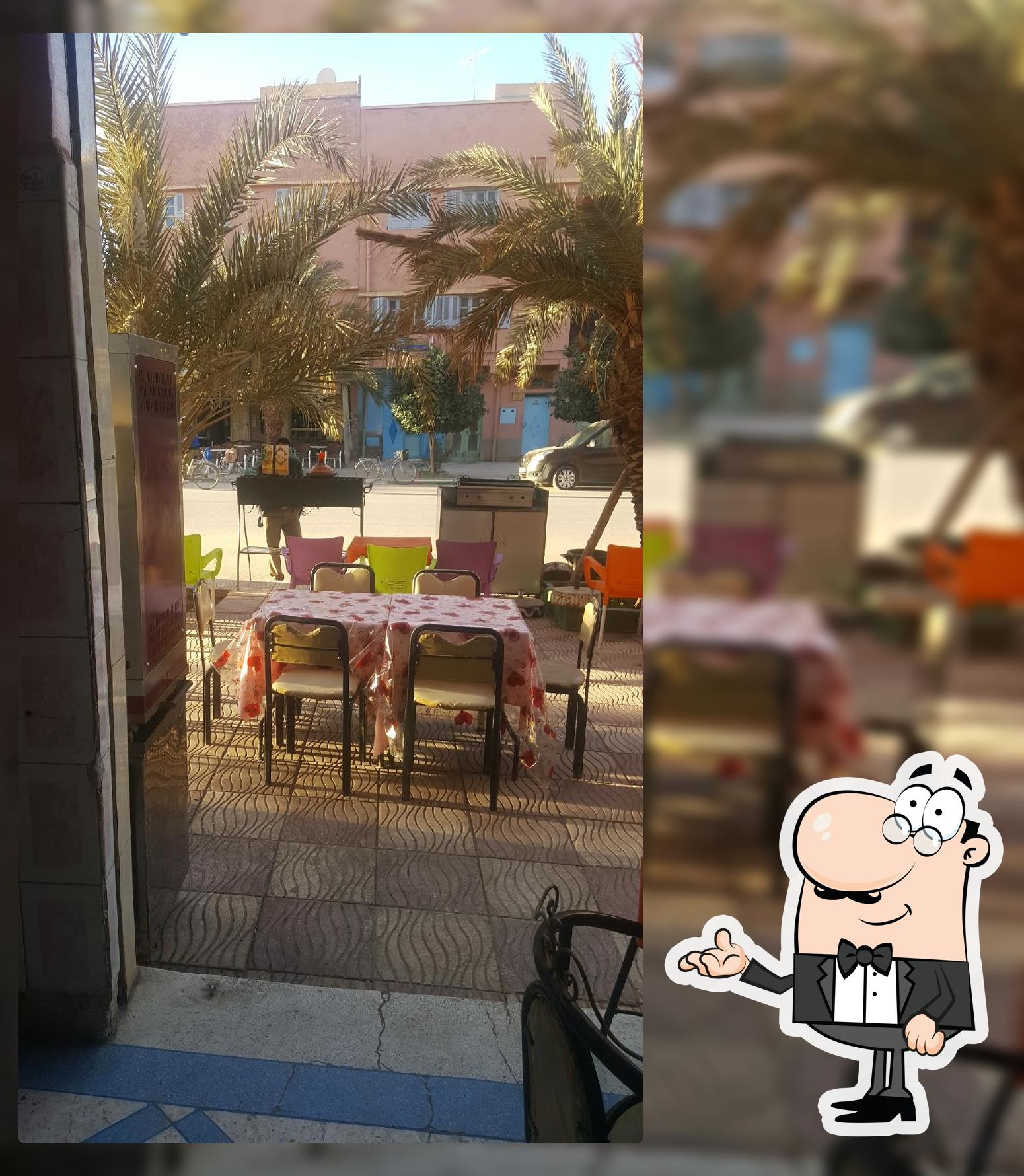 Chez Molay Rachide ( Lahe I3mrha Dare)