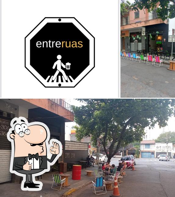 Look at this pic of EntreRuas Burger Bar