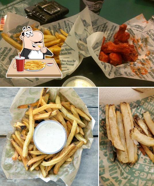 Try out French fries at Wingstop