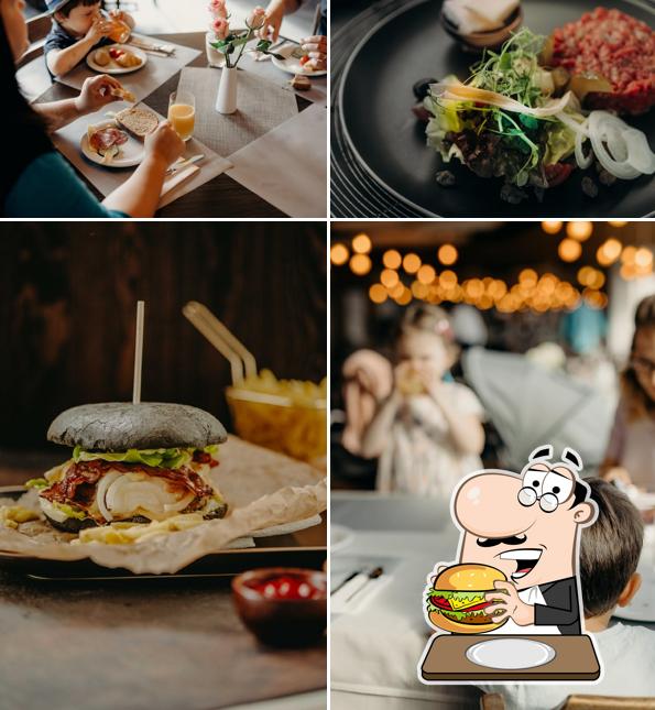 Ordina un hamburger a Hotel Restaurant Bienenberg