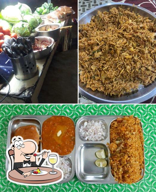 Food at Shreenath Pav Bhaji Pulav Centre