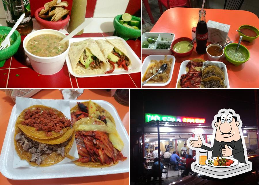 Еда в "tacos luis"