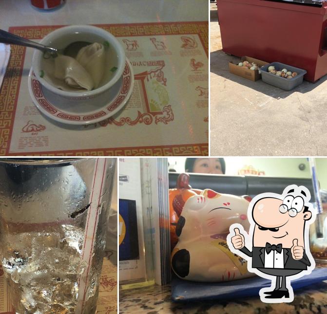 Egg Rolls Chinese Cafe in Houston Restaurant menu and reviews