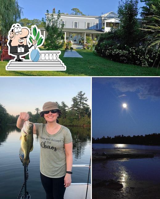 Stirling Lodge in Newboro Restaurant menu and reviews