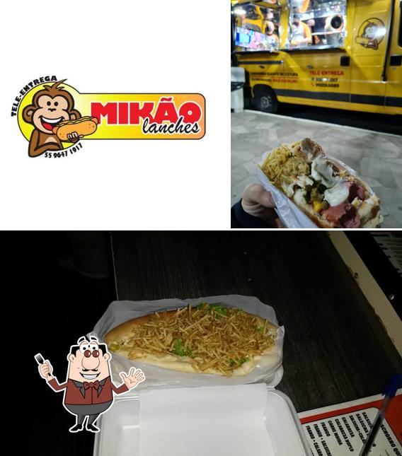 Platos en Mikão Lanches