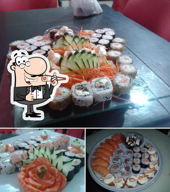 Rolos de sushi são servidos no Betto'Sushi - Delivery
