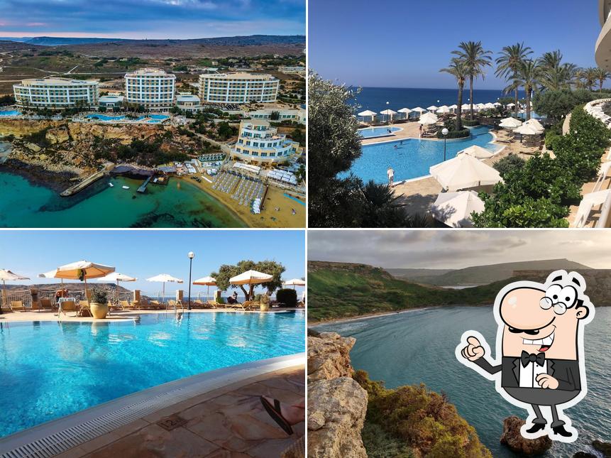 Schaut euch an, wie Radisson Blu Resort & Spa, Malta Golden Sands von außen aussieht