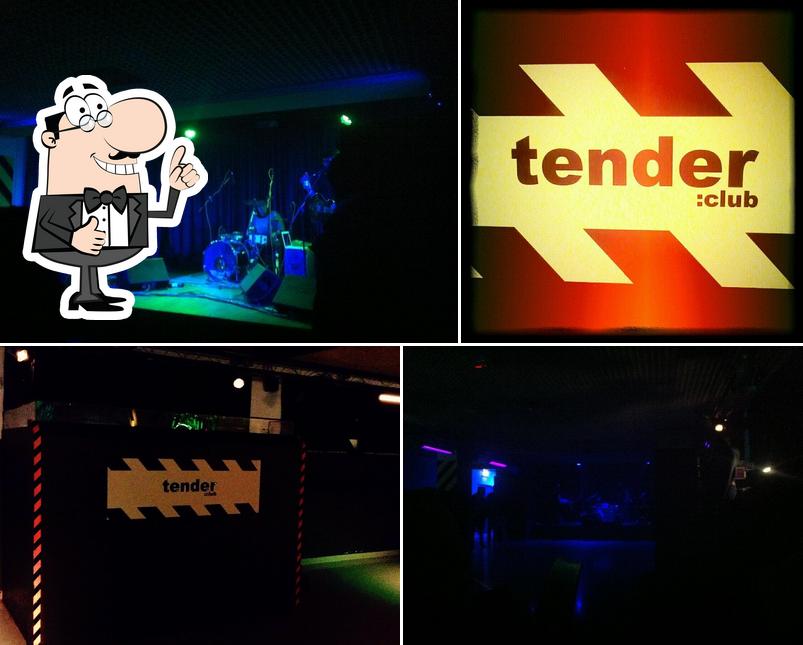 Ecco un'immagine di The Tender Bar