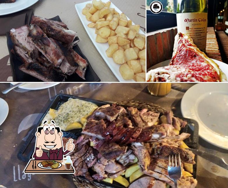 Get meat dishes at El Llagar de Colloto