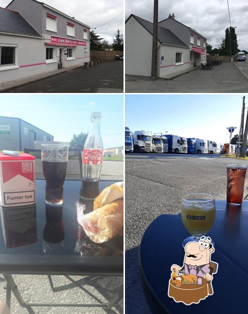 Les Six Croix