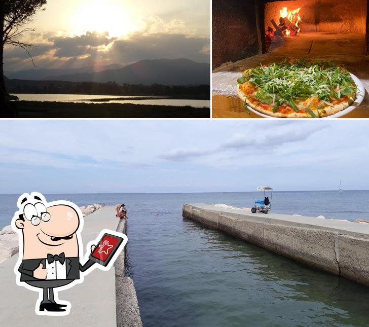Guarda la immagine che mostra la esterno e pizza di La Foce - Ristorante Pizzeria