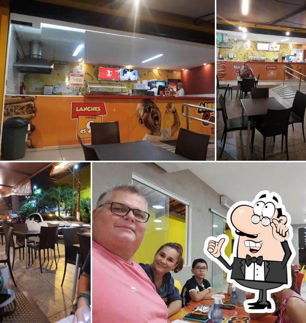 O interior do Hot Dog do Careca Jatiúca