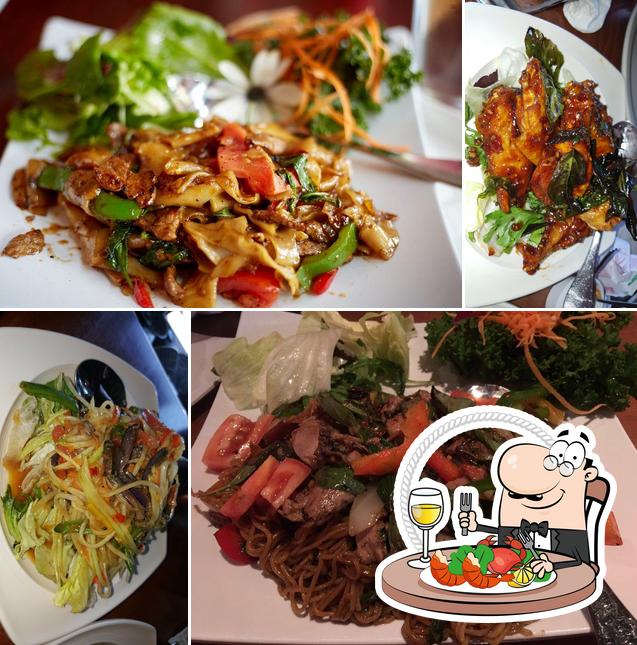 Bangkok Patio Restaurant in San Mateo Restaurant menu and reviews