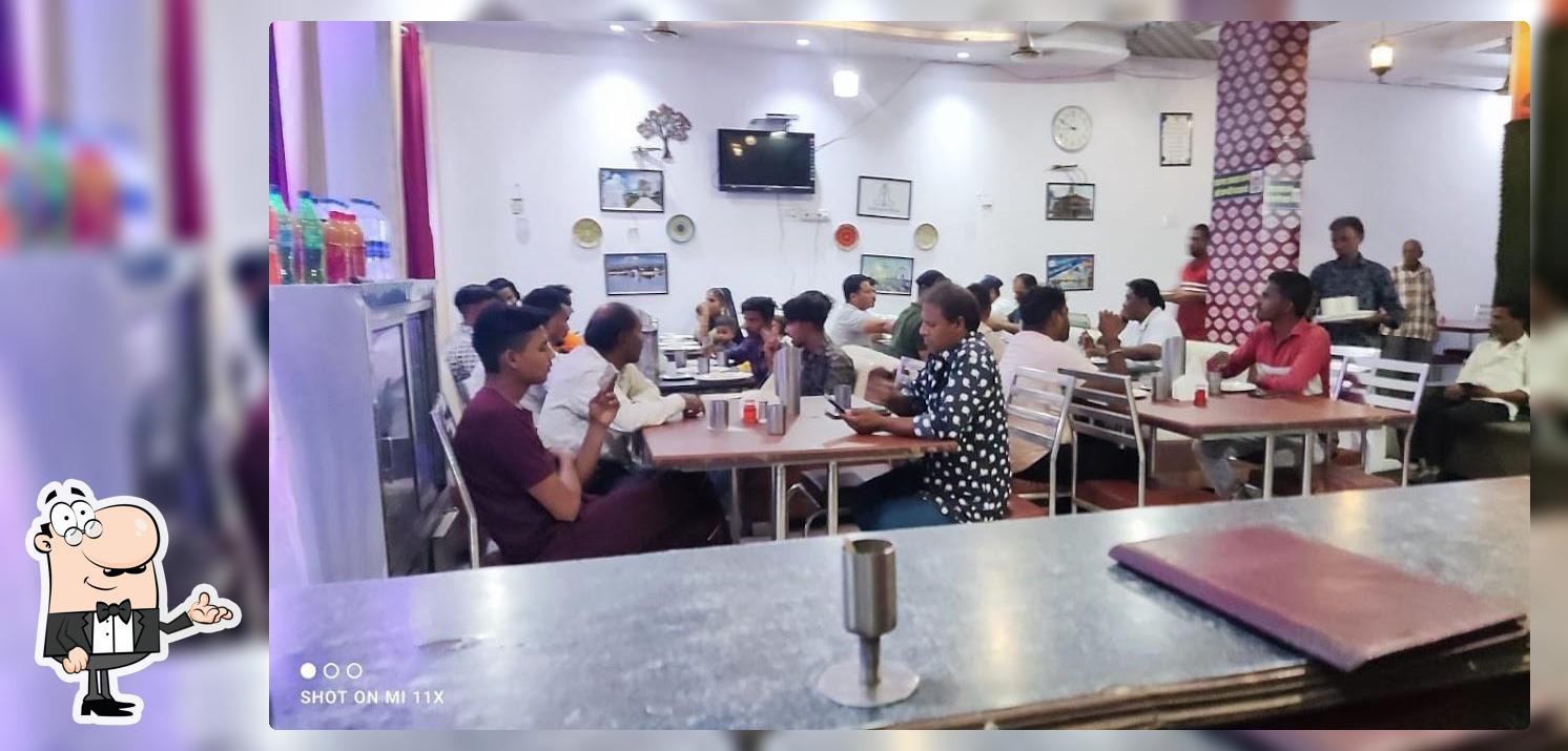 Radhe Restaurant
