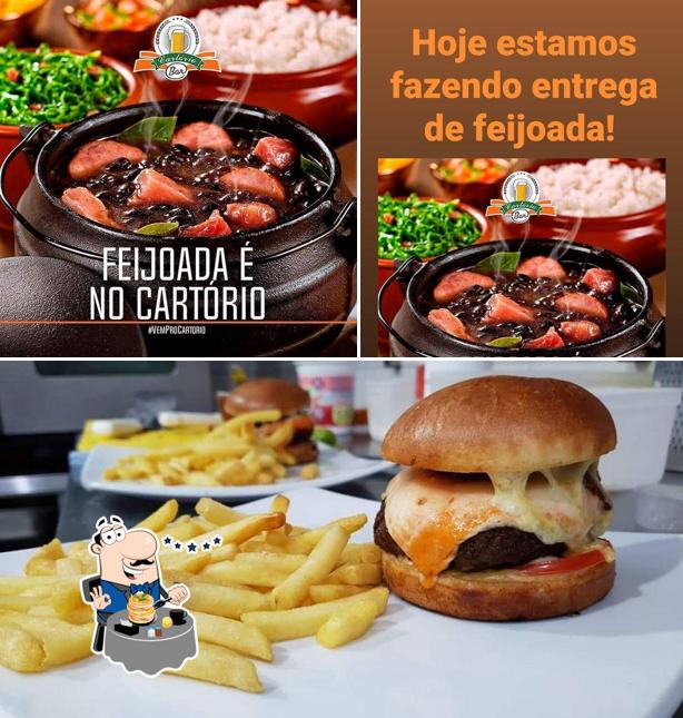 Comida em Cartório Bar