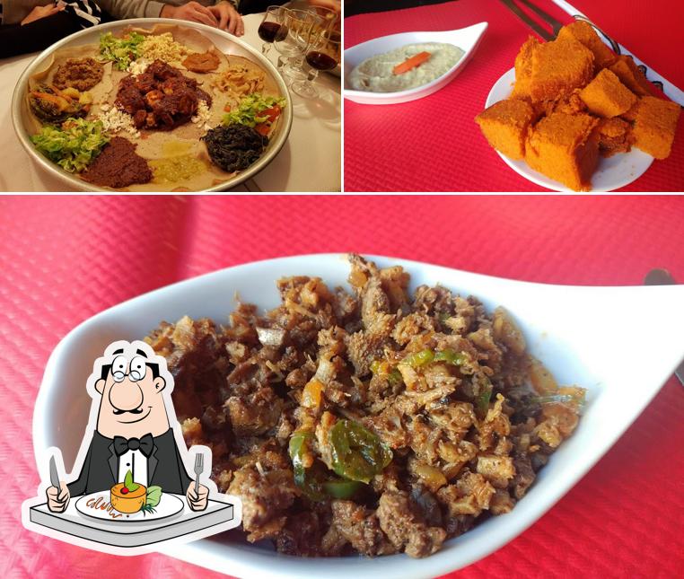 Plats à Entoto Restaurant Éthiopien (እንጦጦ ምግብ ቤት)