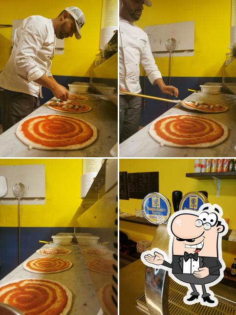 Ecco un'immagine di c'è pizza x te