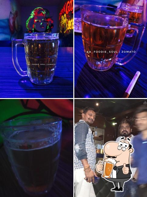 Osmium 76 Bar & Lounge