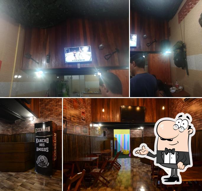 O interior do Hamburgueria e Pizzaria - Rancho dos Amigos - Queimados