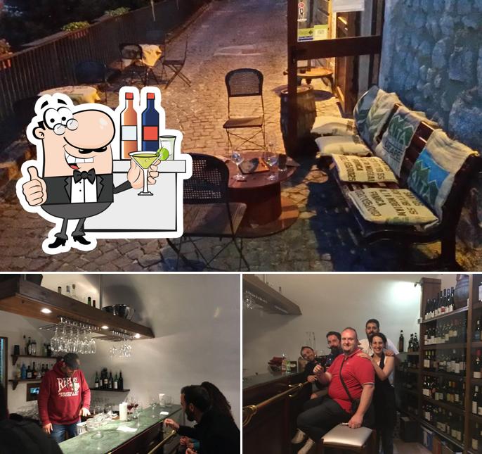 Guarda la foto di Enoteca Casale Liberati