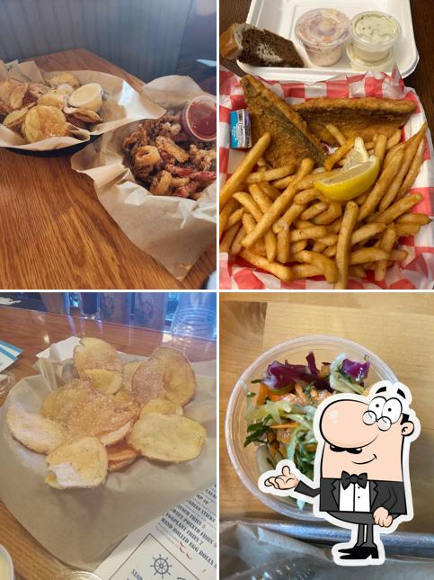 Joeys Yardarm, 920 Erie St in Racine Restaurant menu and reviews