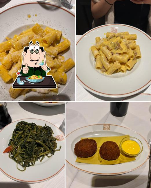 Maccheroni al formaggio al Velavevodetto a Milano