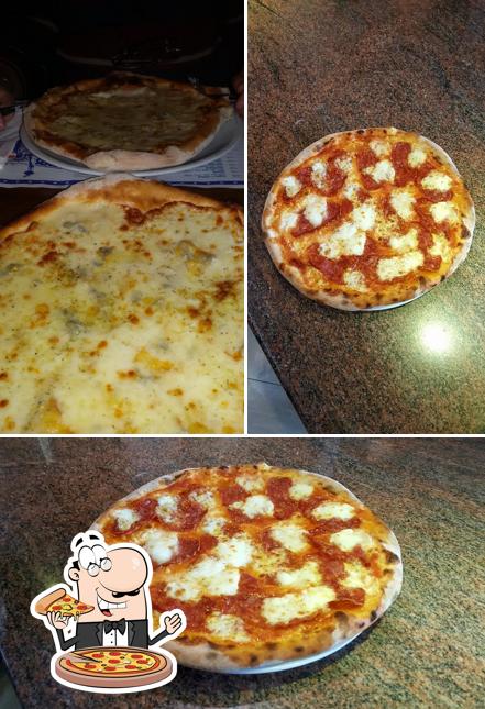 Probiert eine Pizza bei AMERICAN PIZZA PUB