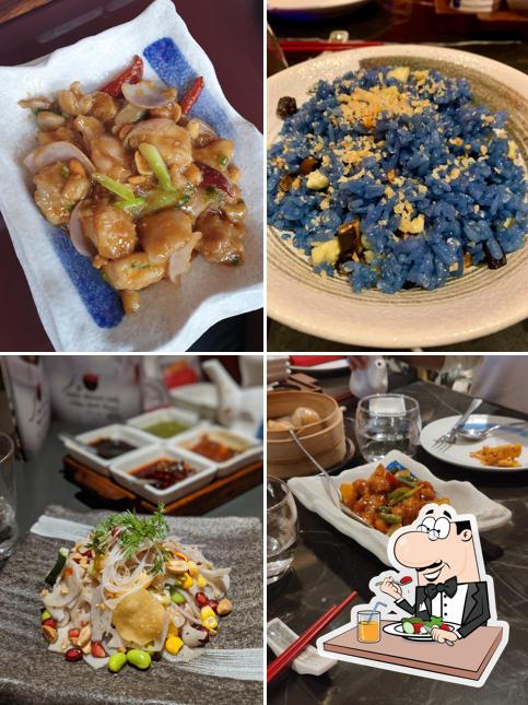 Food at Foo Jio World Drive