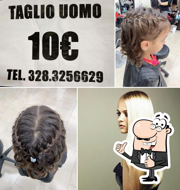 Immagine di parrucchiere monica