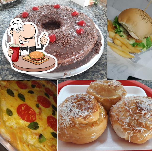 Hambúrguer em Café e Cia da Maria