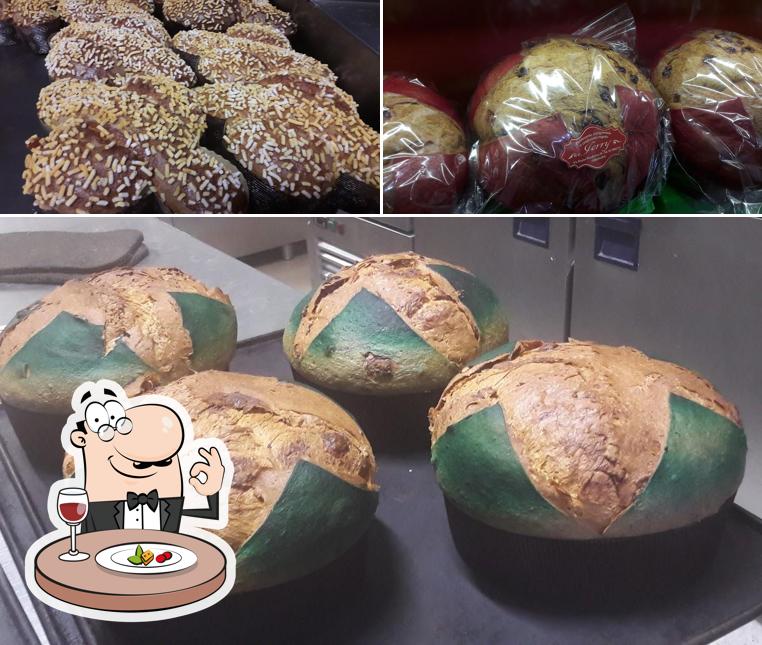 Platti al Pasticceria Jerry