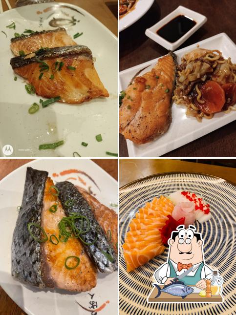 Salmão grelhado em Fórum Sushi - Itapetininga