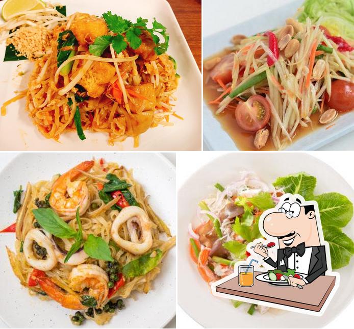 Еда в "Numtan Thai Taste of Thai"