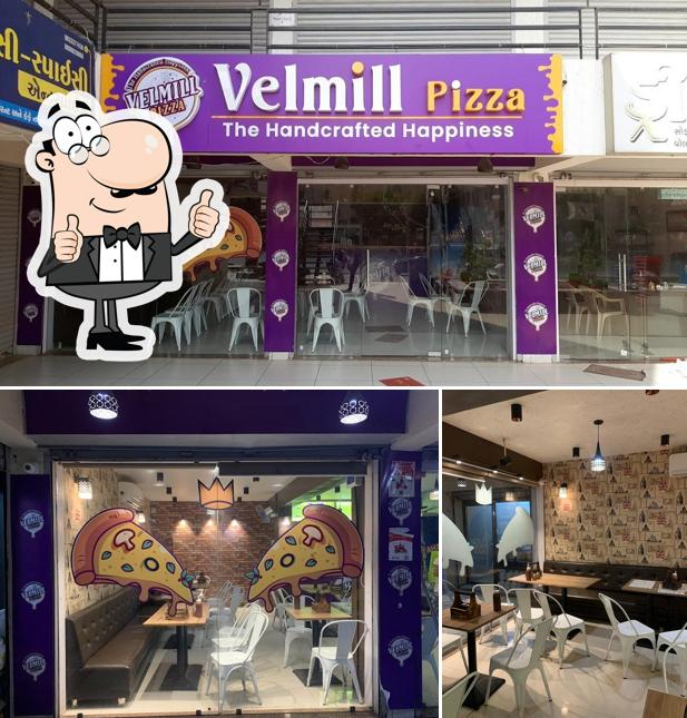 Look at the image of Velmill Pizza