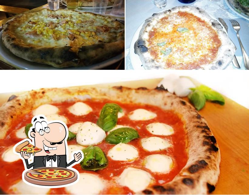 Prueba una pizza en New Piccolo Vesuvio