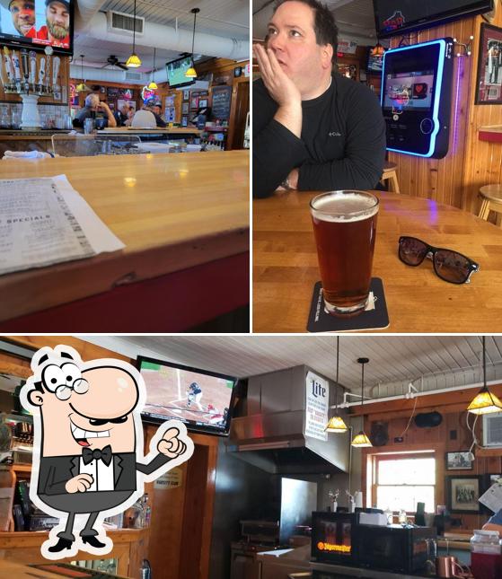Varsity Club in New Berlin - Restaurant menu and reviews