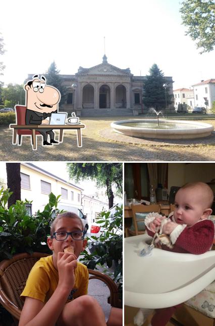 Tra le diverse cose da Gelateria San Marco si possono trovare la interni e esterno