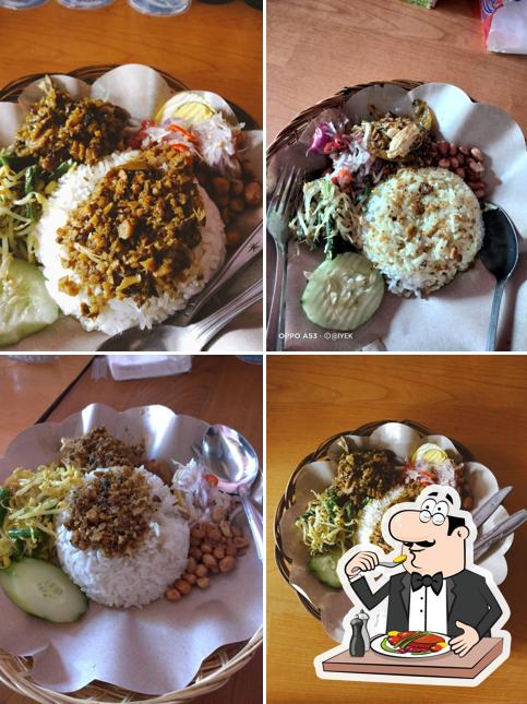 Meals at Warung Makan "RAMA" Betutu Ayam