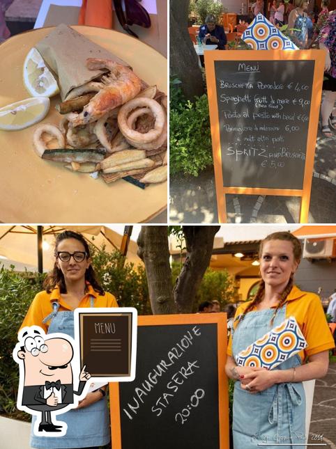 Questa è la foto che raffigura la lavagna e cibo di Sorrento Spritz