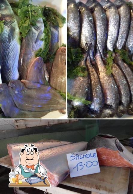 Pescheria la conchiglia 2 propone un'ampia varietà di piatti di pesce