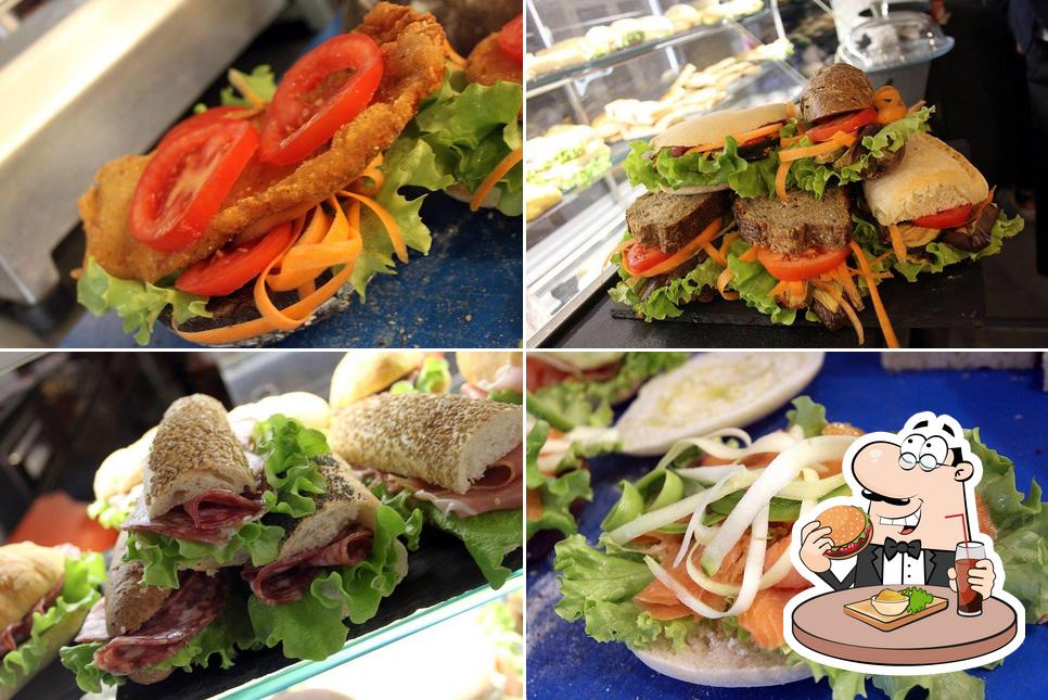 Try out a burger at Caffè Carducci