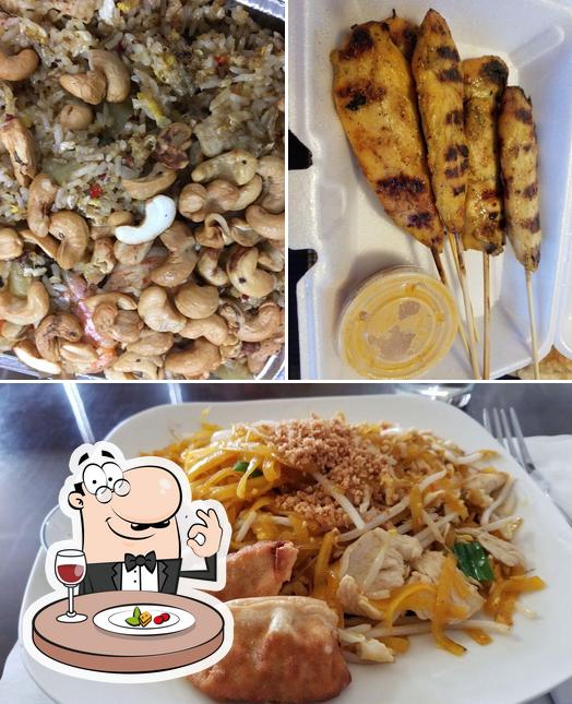 Thai Basil in Pawtucket Restaurant menu and reviews